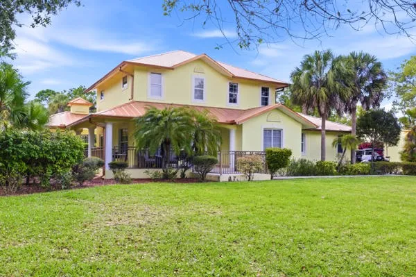 21531 N River RD, ALVA, FL 33920
